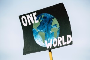 One world markus spiske r1BS0pzlr1M unsplash v2